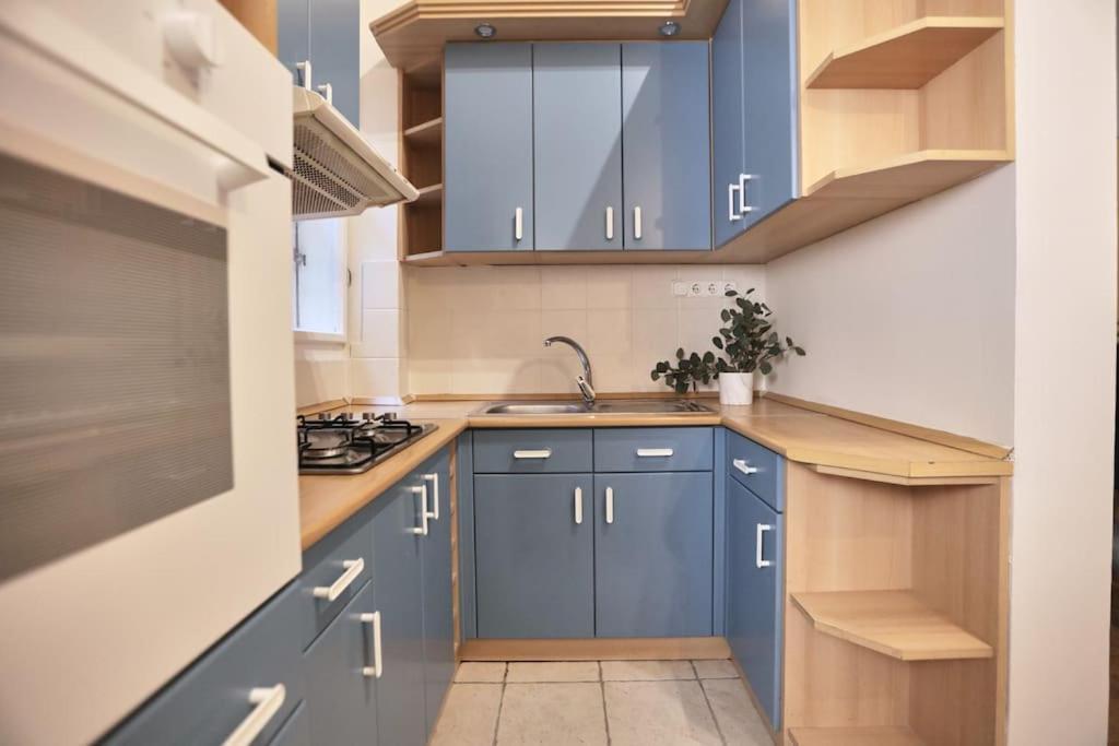 Unwind In Style W Sauna Dsgn 2Br Home 布达佩斯 外观 照片